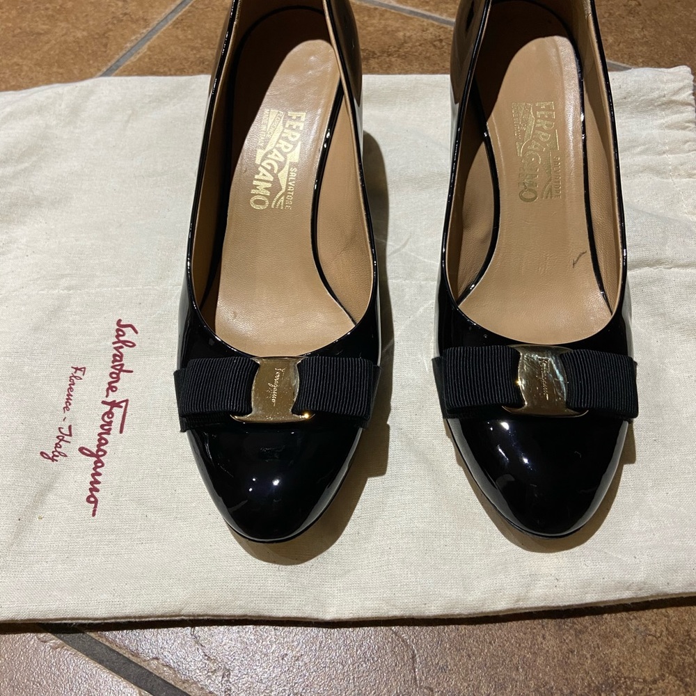 Italian Salvatore Ferragamo. - Picture 5 of 5